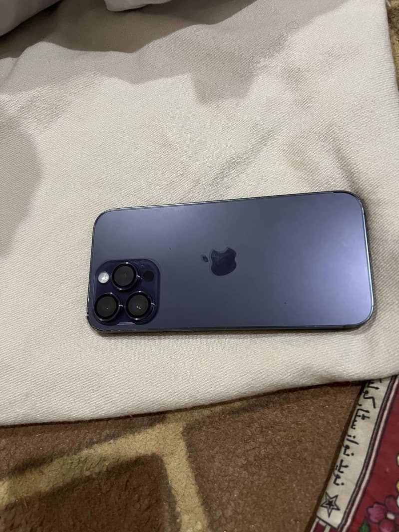 Apple iPhone 14 Pro Max 4