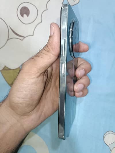 Realme 12