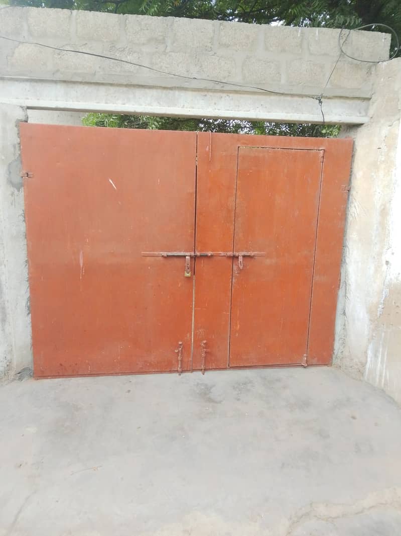 Iron gate 1