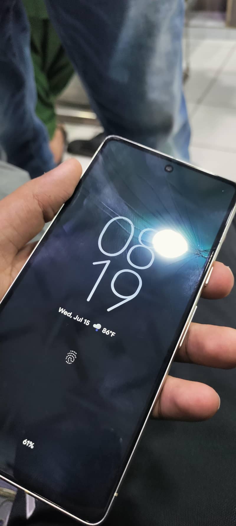 Google Pixel 7 4