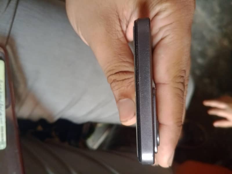 Realme C75 1