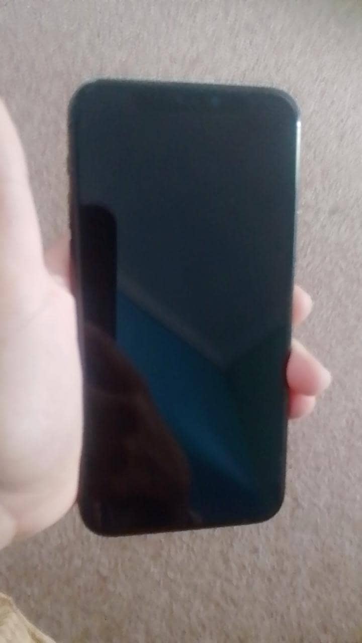 Apple iPhone 11 Pro 1