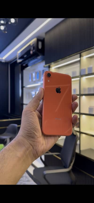 Apple iPhone XR
