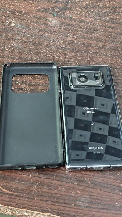 Sharp Aquos r6