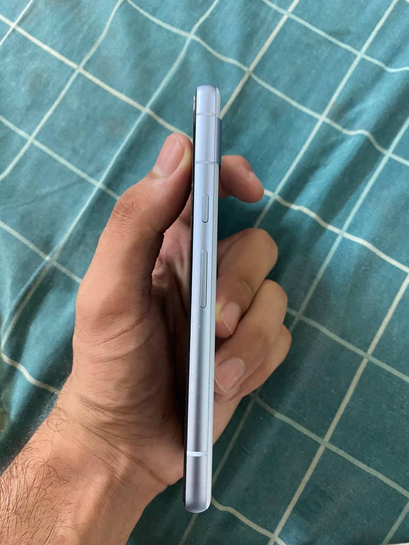 Google Pixel 7a 3