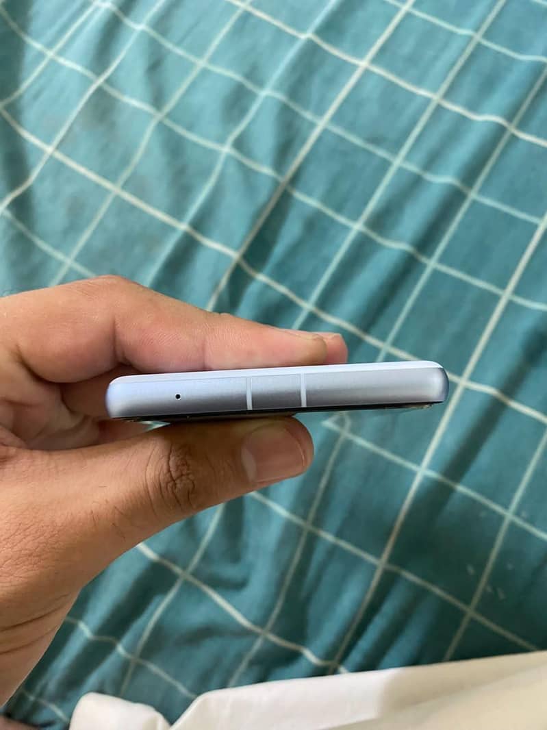 Google Pixel 7a 4