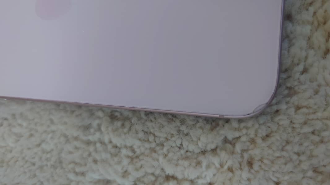 Apple iPhone 15 plus 7