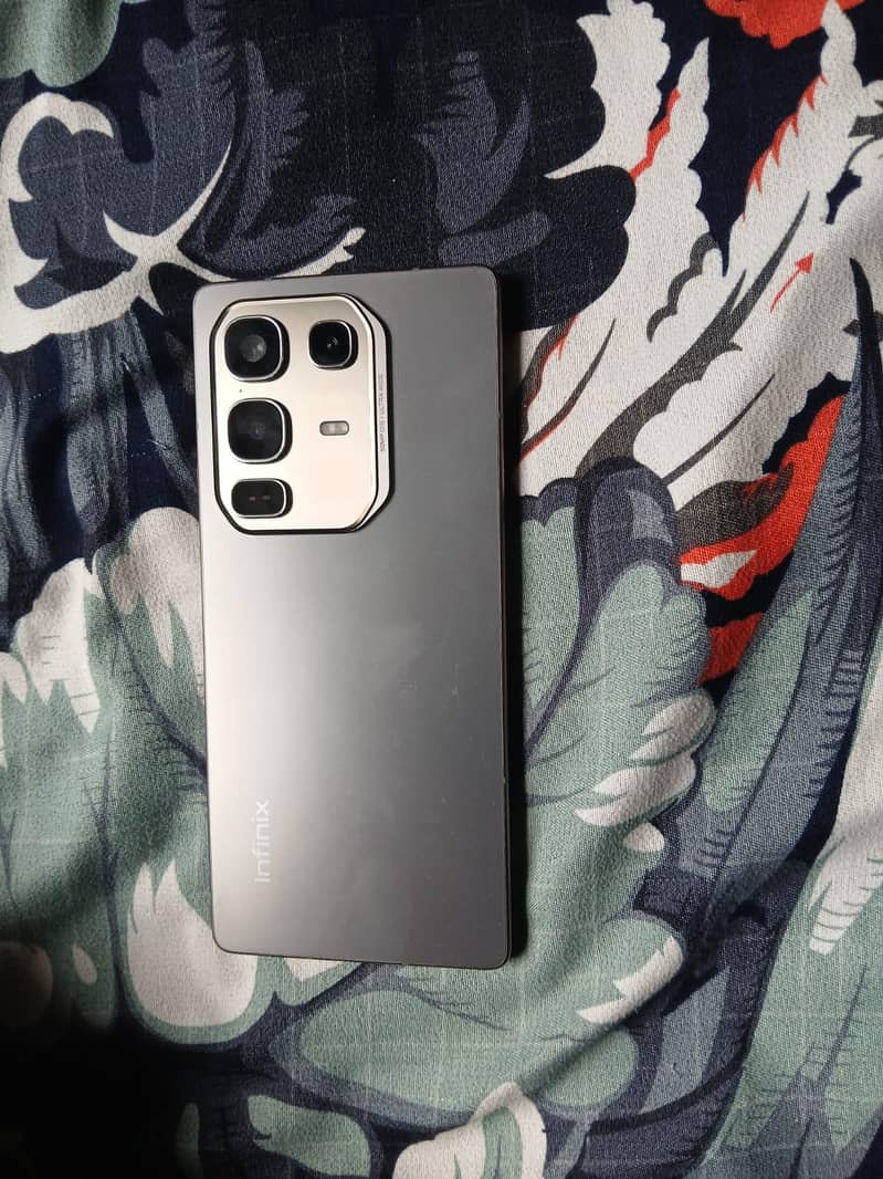Infinix Note 50 Pro 4
