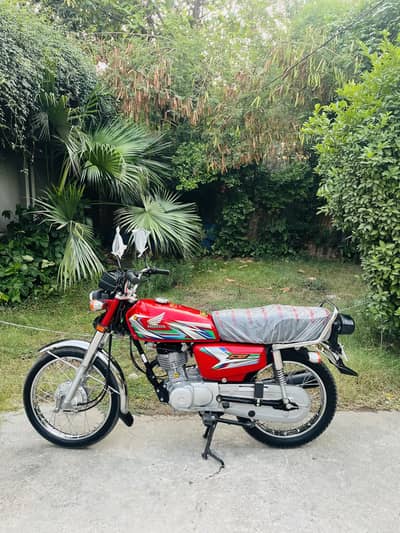 Honda CG 125 2023 model total original 10/10 condition