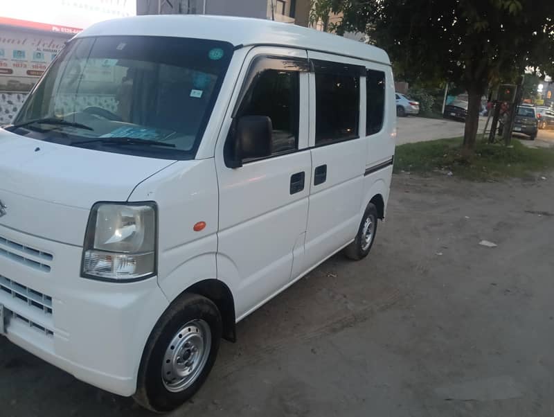 Suzuki Every 2012 6