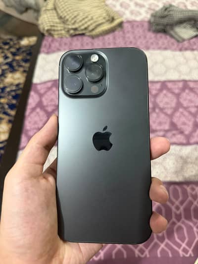 Apple iPhone 16 Pro Max