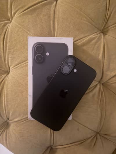 Apple iPhone 16