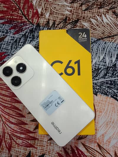 Realme C61 6_128GB with box