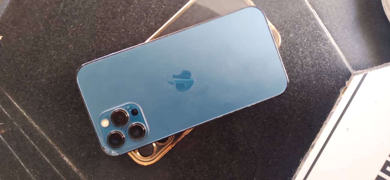 iPhone 12pro max 3
