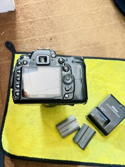DSLR car sales Nikon D7000