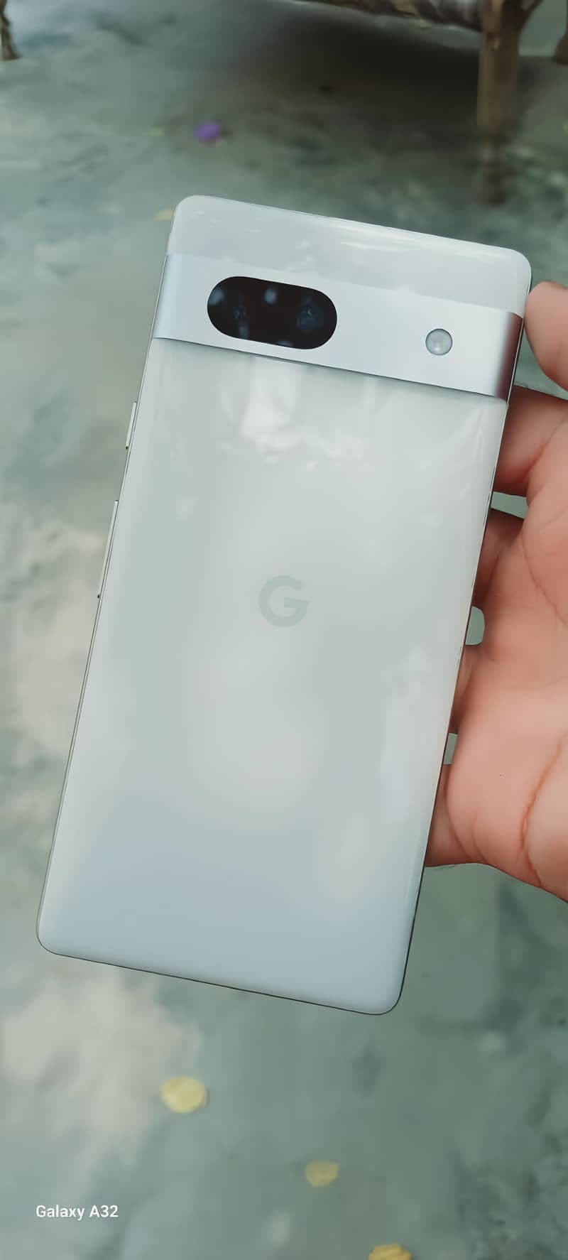 Google Pixel 7a 2