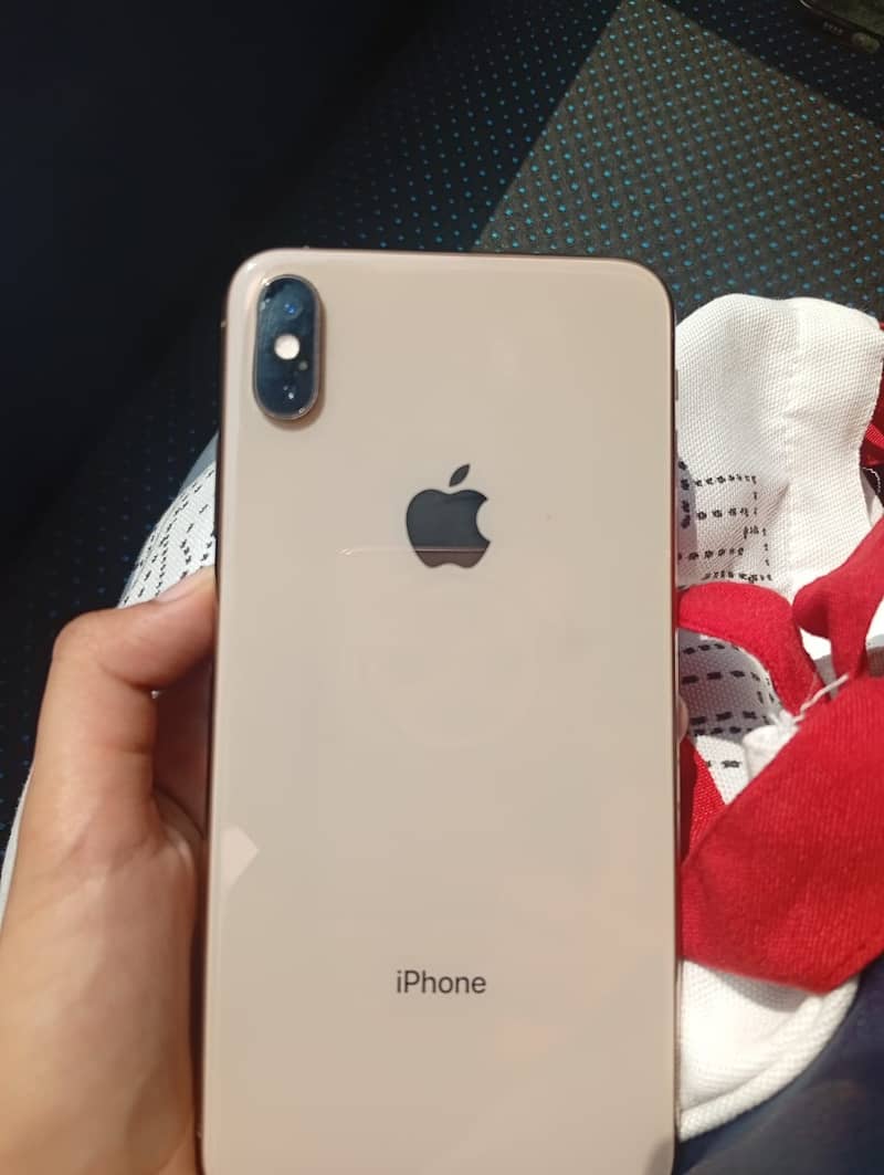 Apple iPhone XS Max 0