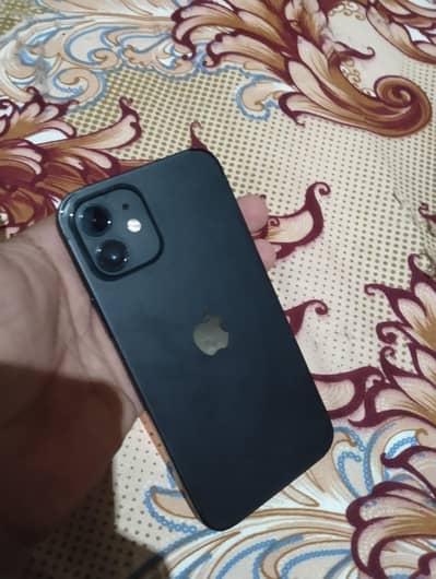 Apple iPhone 12
