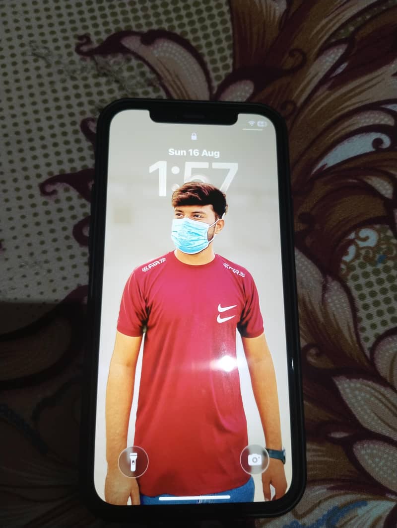 Apple iPhone 12 2