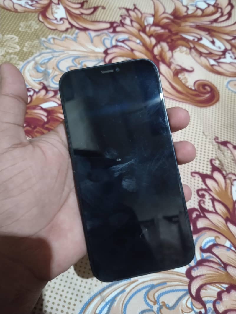 Apple iPhone 12 3