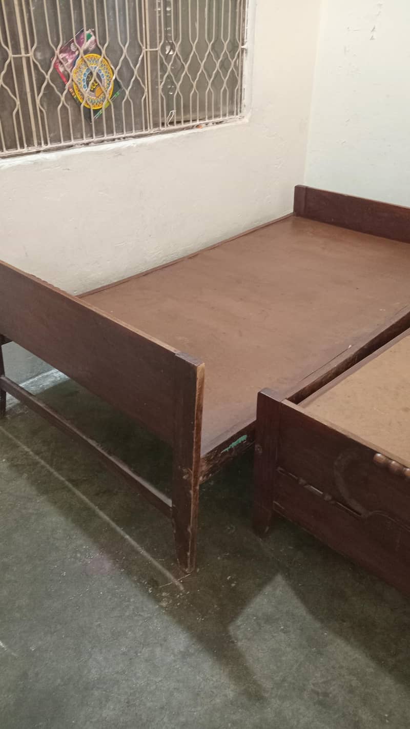 2 single beds in 1