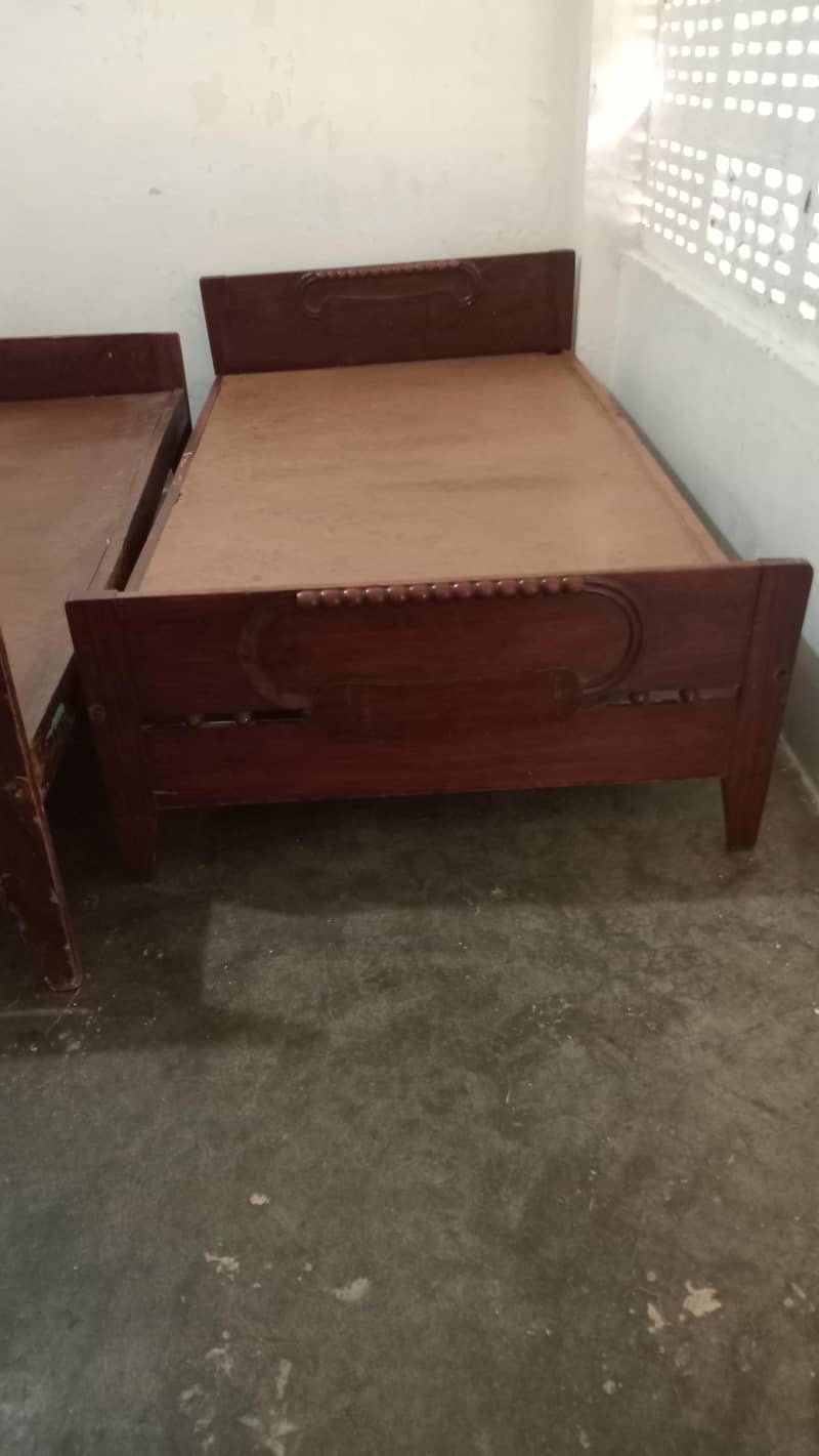 2 single beds in 3