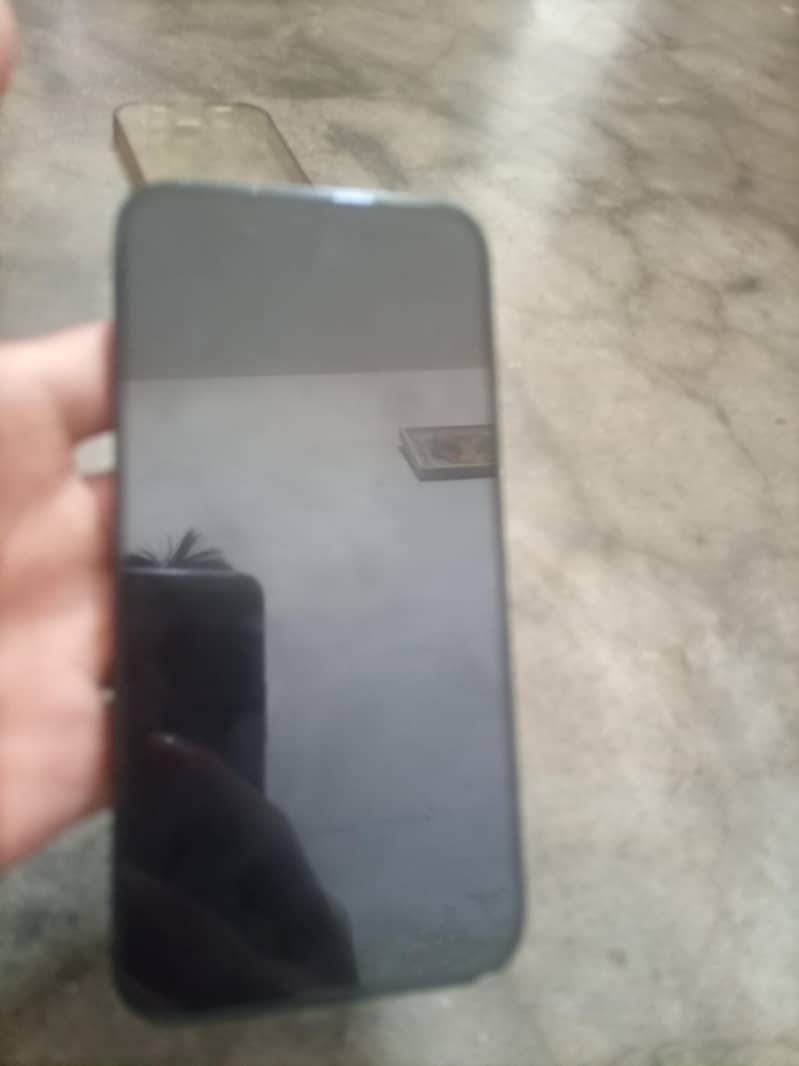 Apple iPhone 14 2