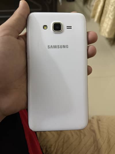 Samsung Mobile J7