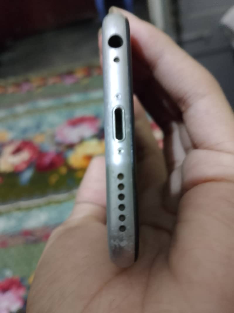 Apple iPhone 6S 2
