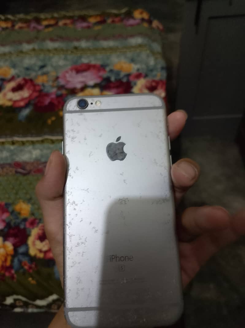 Apple iPhone 6S 4