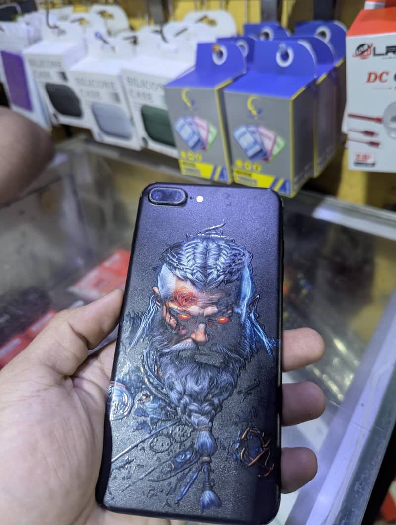 Apple iPhone 7 plus 2