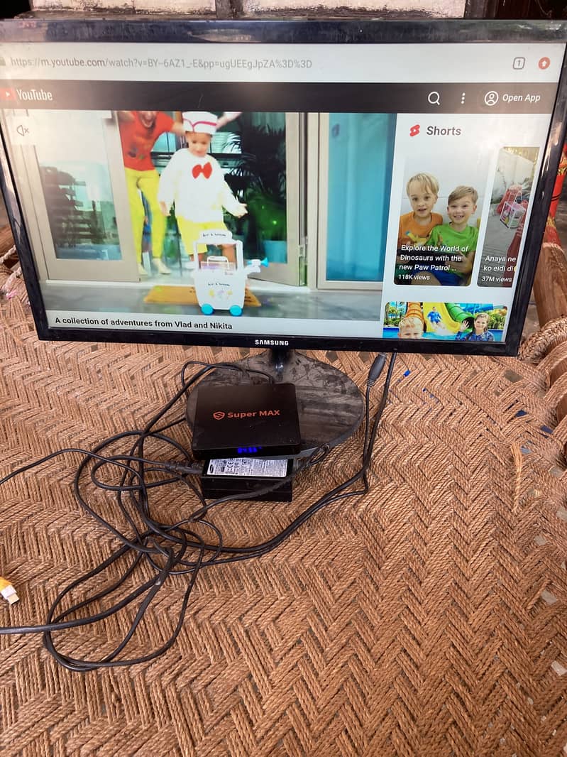 Samsung Led With Android Box 1