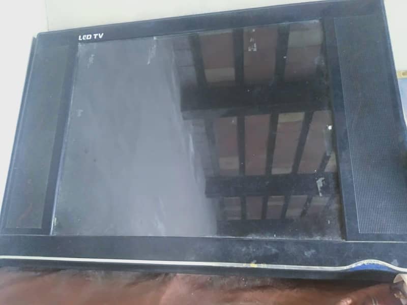 led tv screen 1