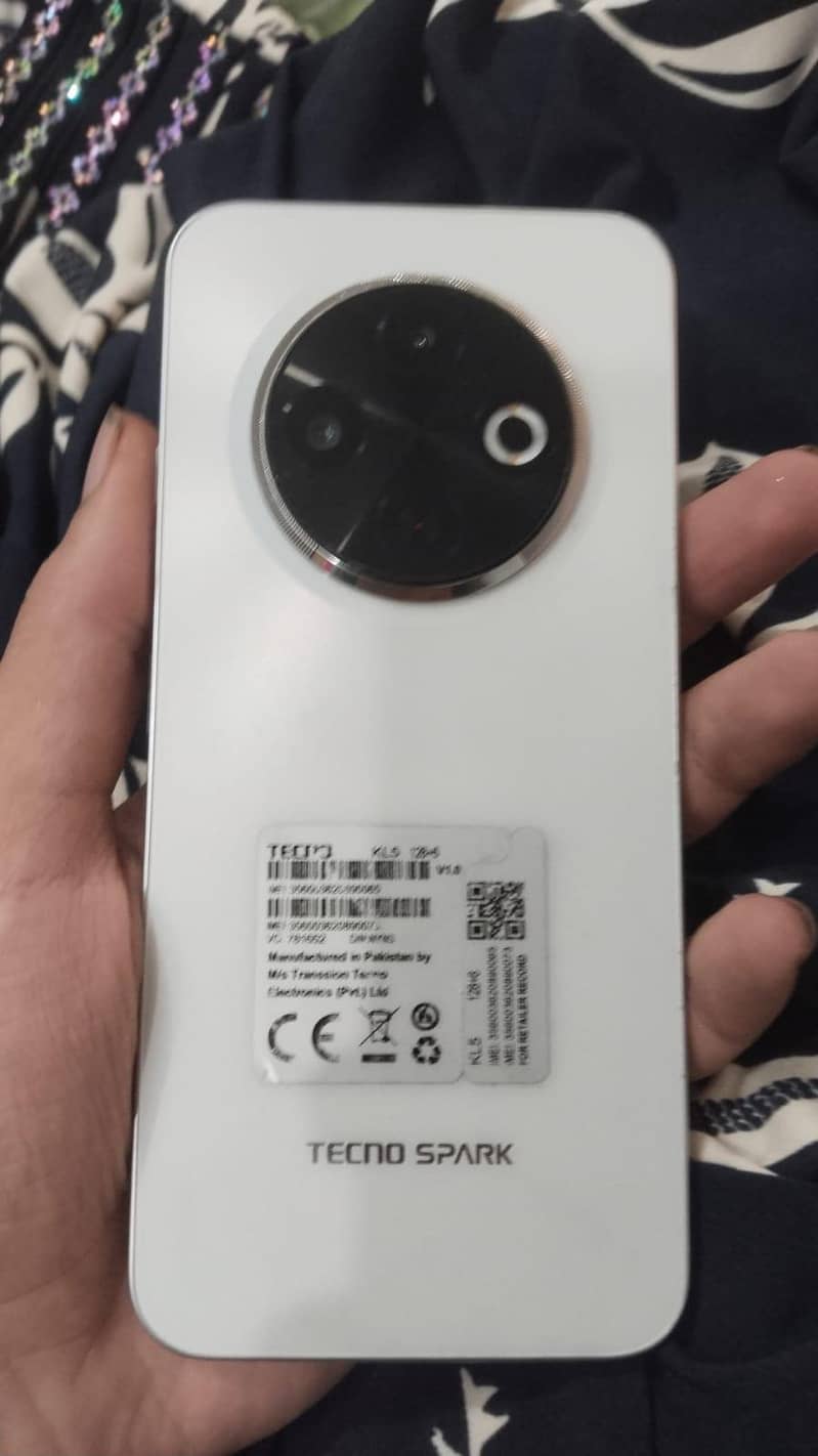 Tecno SPARK 30C 0