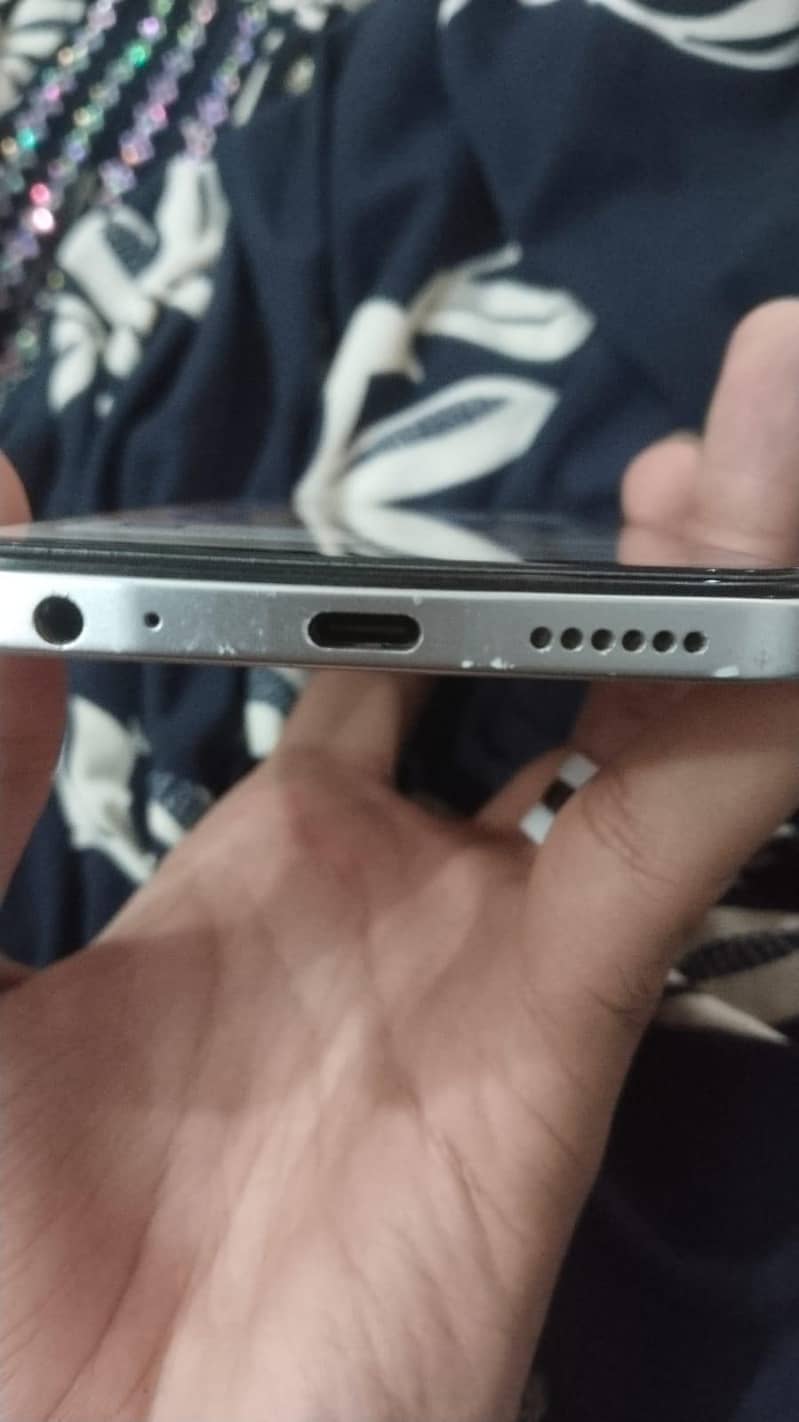 Tecno SPARK 30C 3