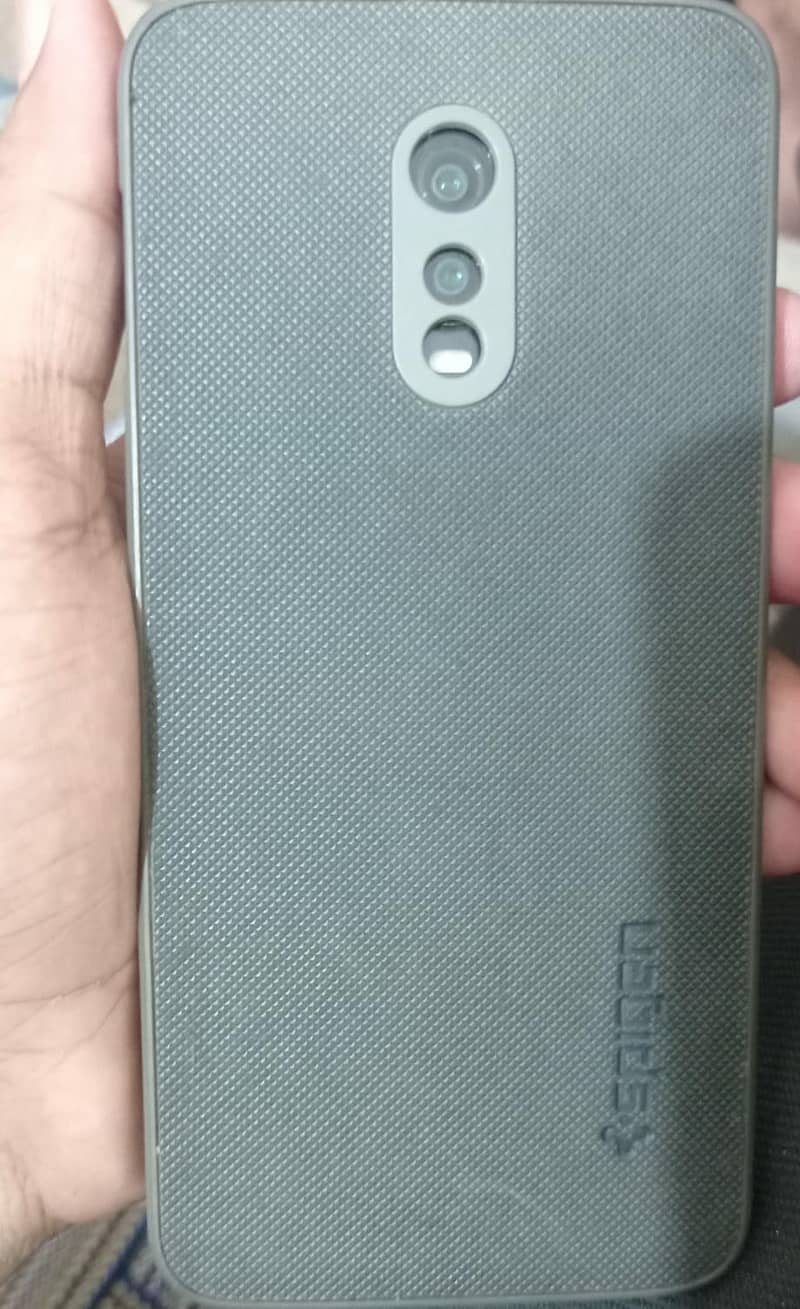 One Plus 6T 4