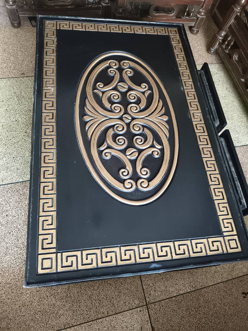 Table 4*4 Black colour 1
