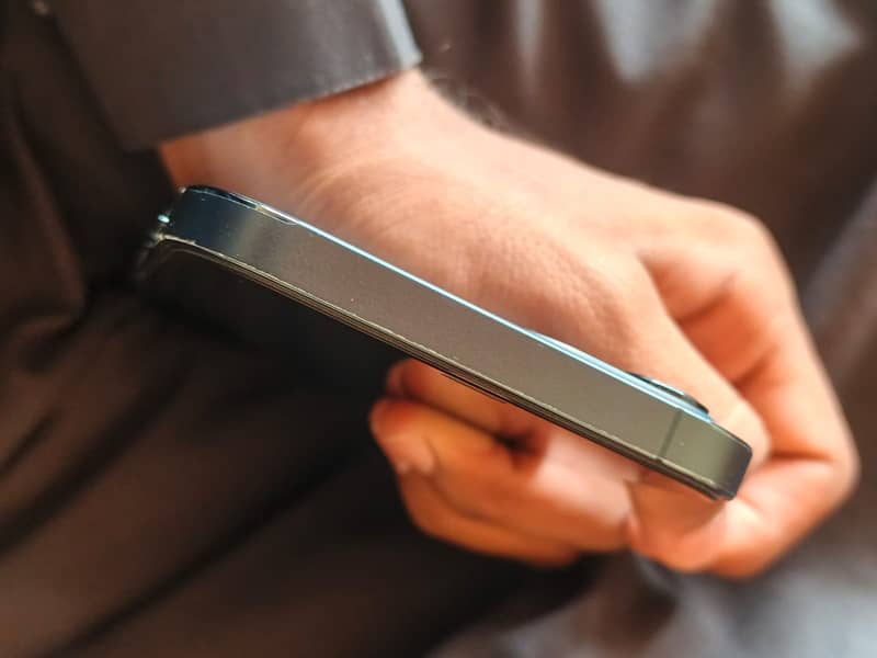 Apple iPhone 12 Pro Max 3