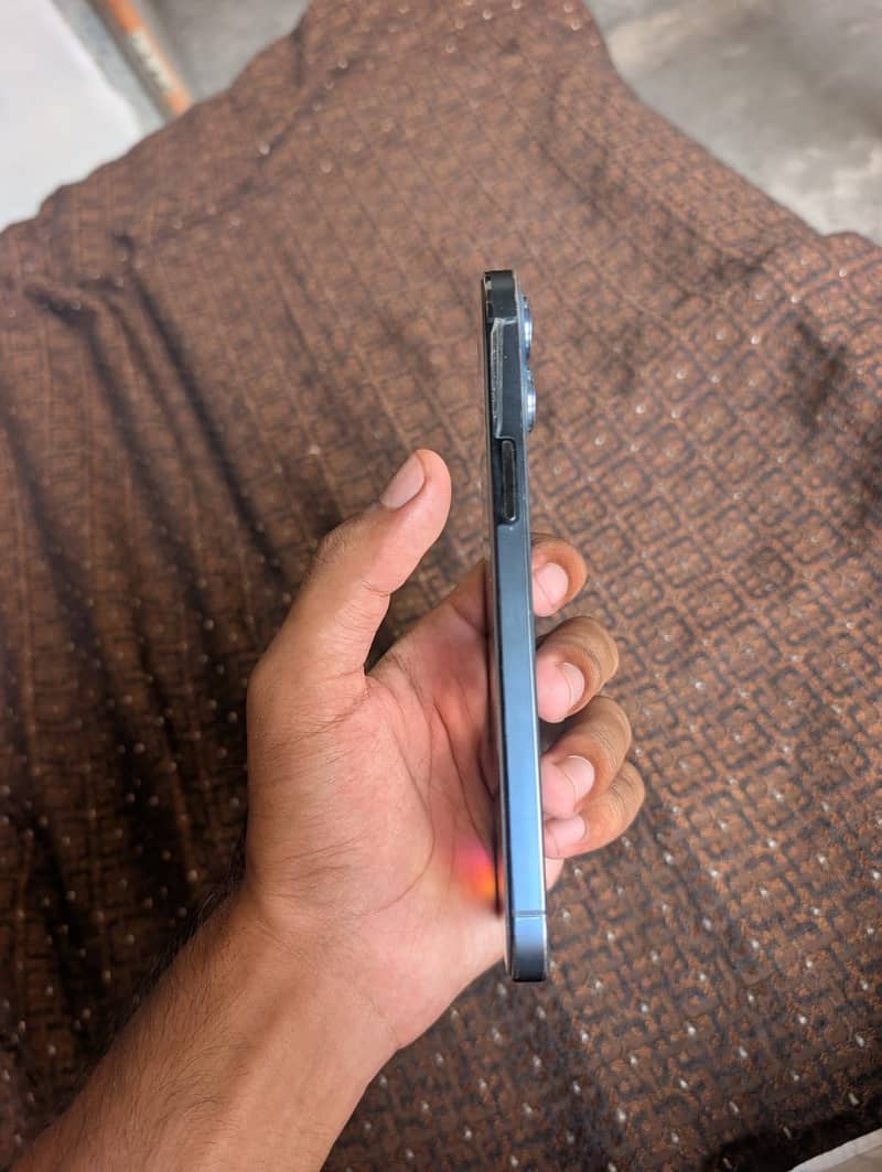Apple iPhone 12 Pro Max 5