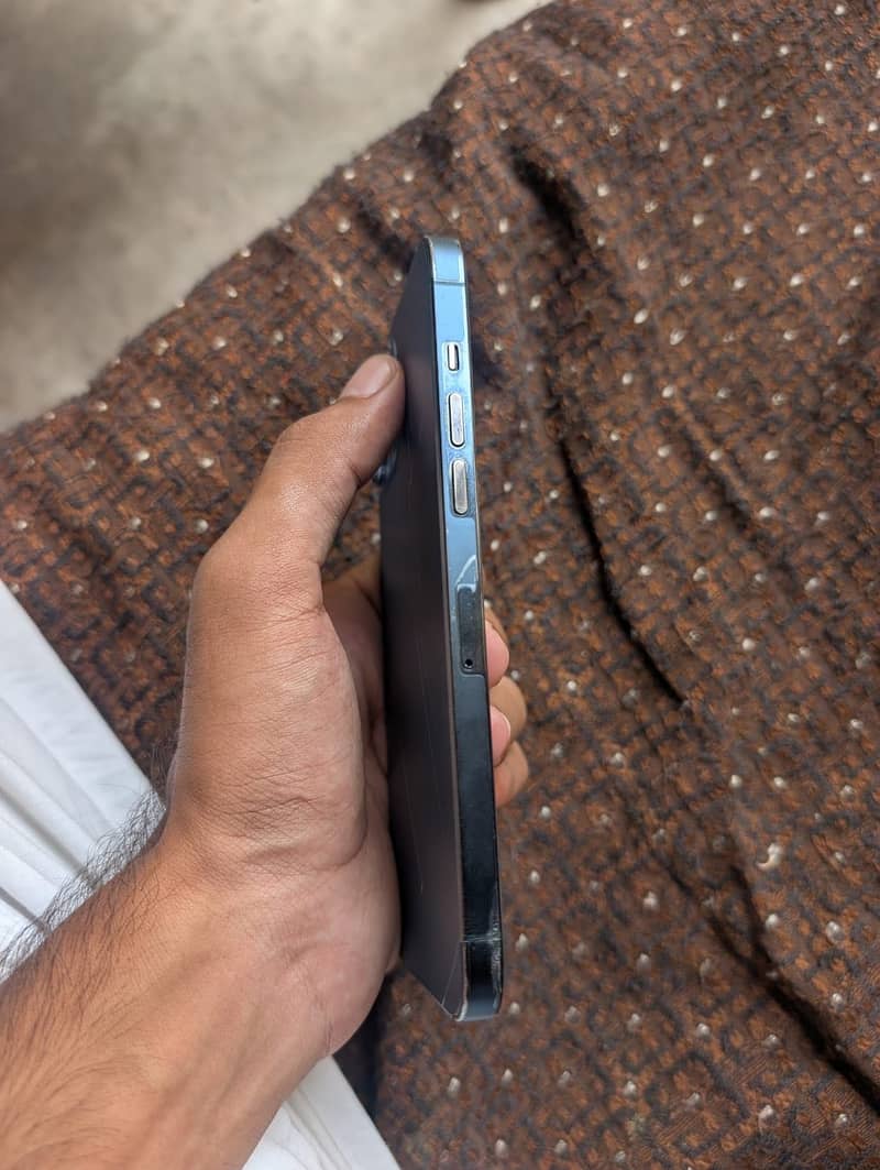 Apple iPhone 12 Pro Max 9