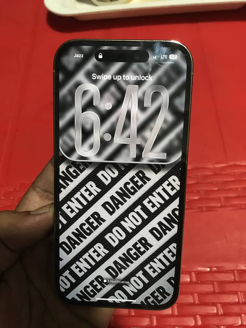 Apple iPhone 14 Pro 1