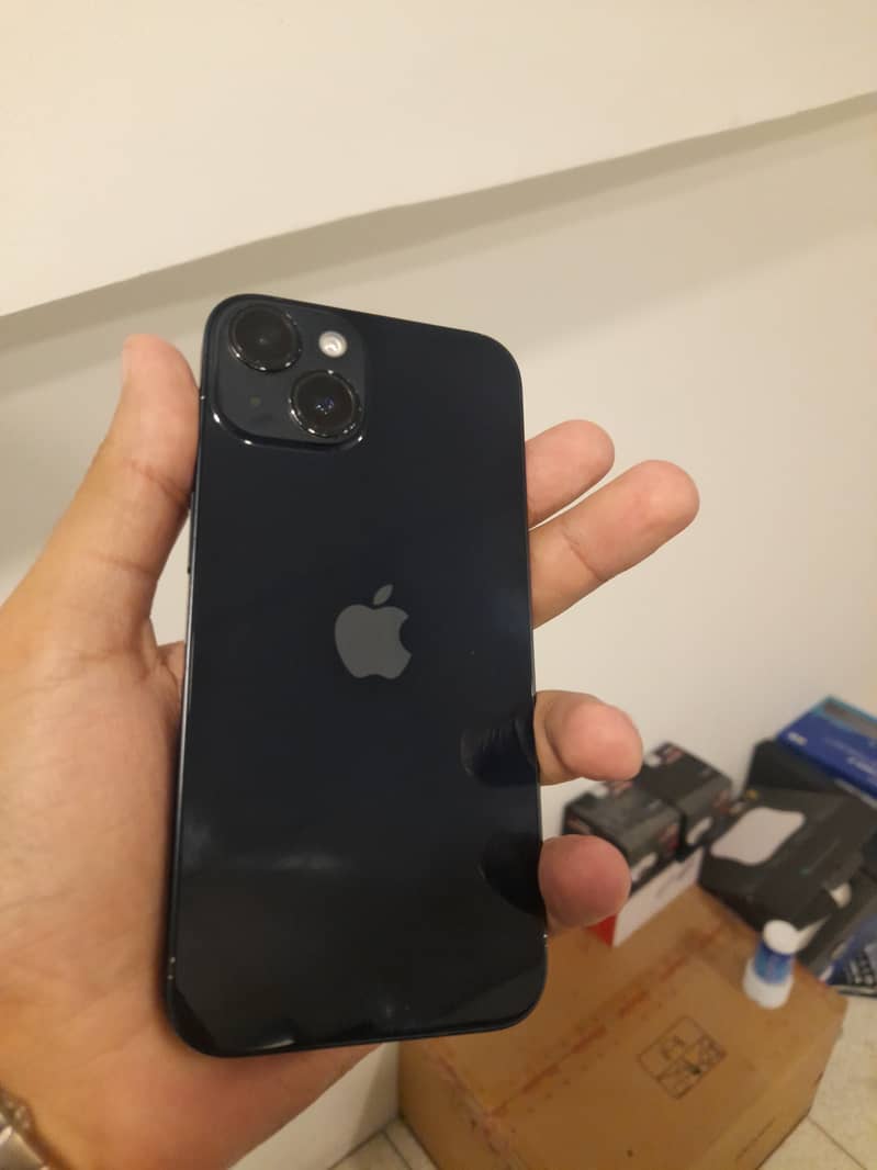 Apple iPhone 14 3