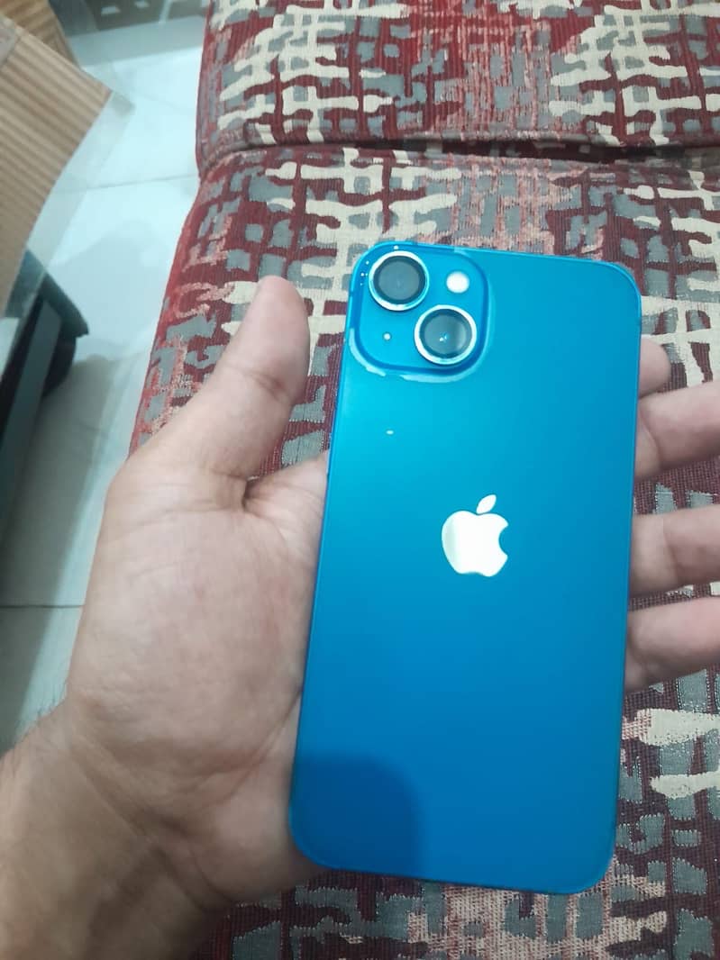 Apple iPhone 13 3