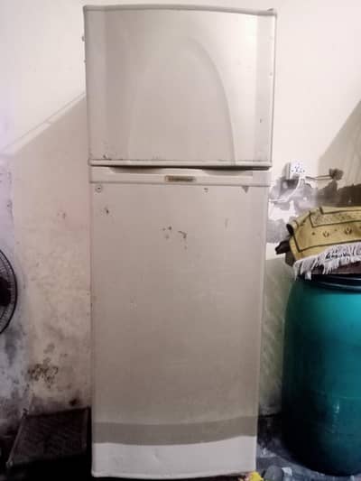 1) Dawlance/Hire fridge 10-12 cubic. Excellent condition Lahore.