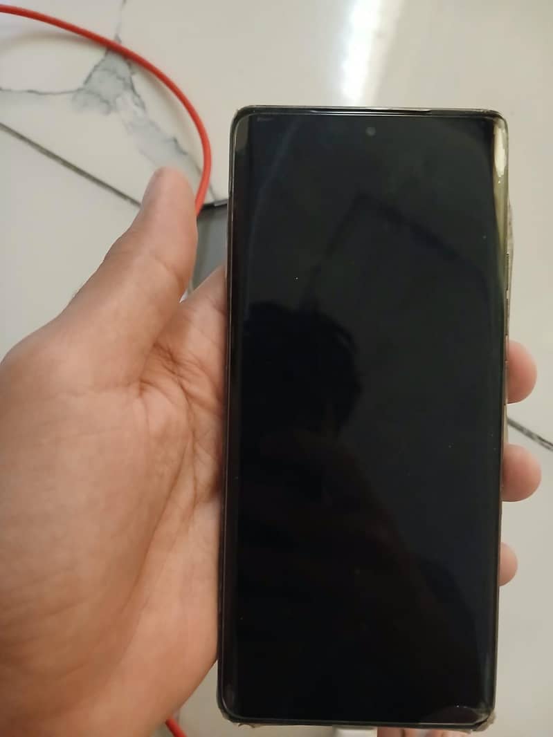 Tecno CAMON 40 Pro 8