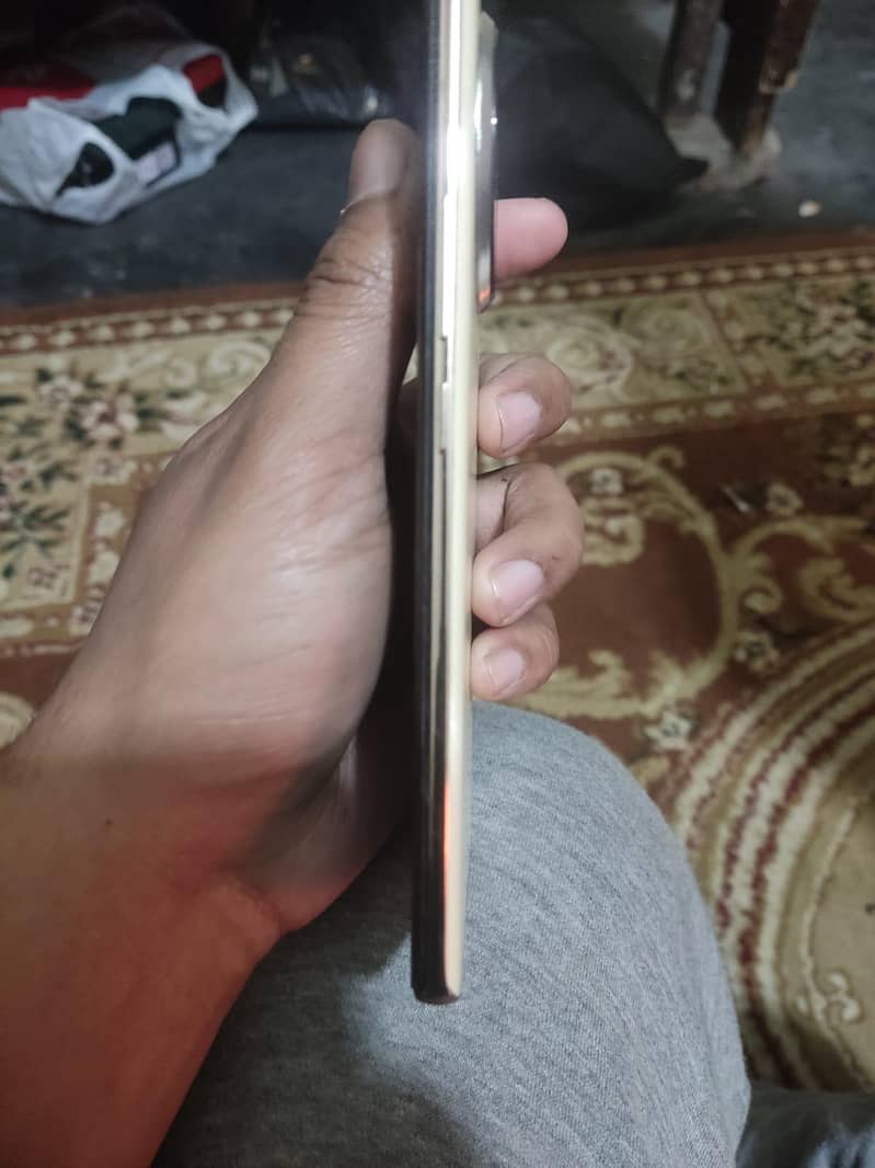 Tecno CAMON 30S 5