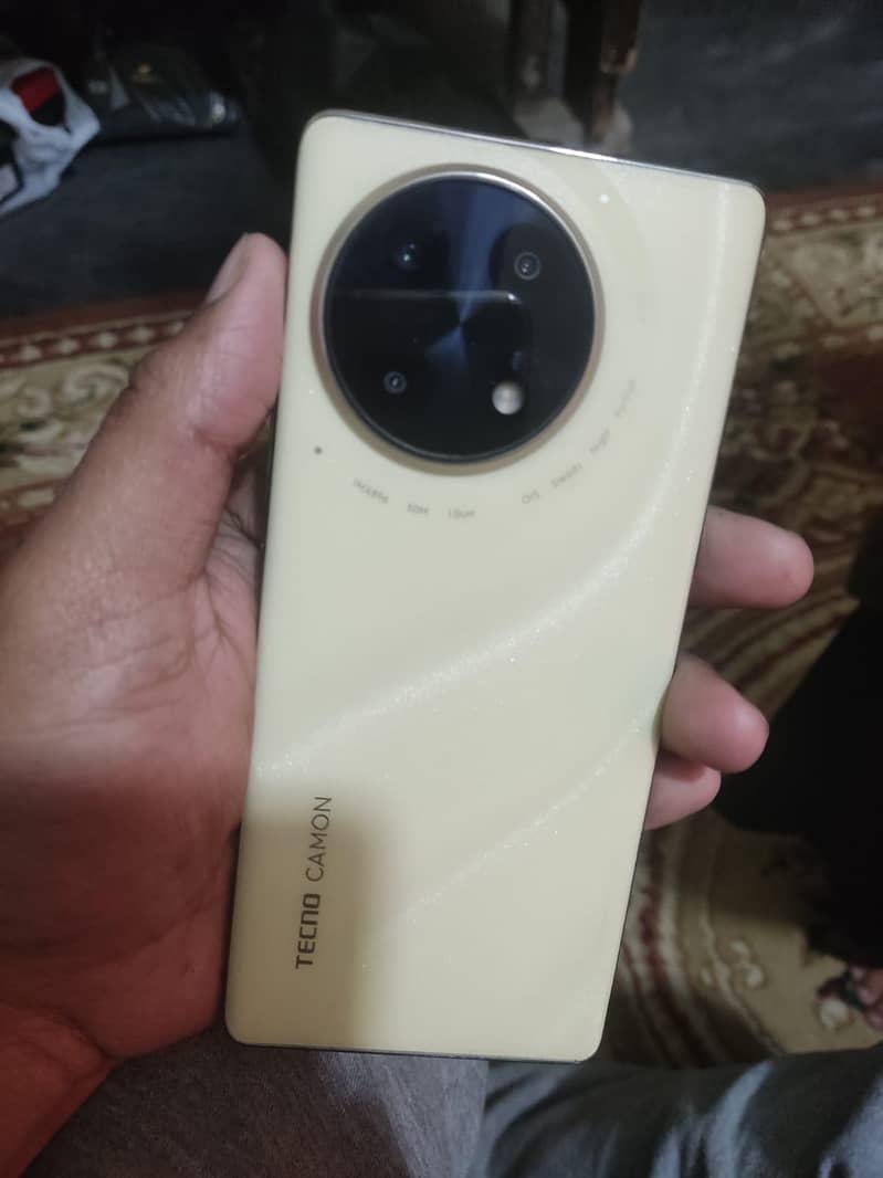 Tecno CAMON 30S 7