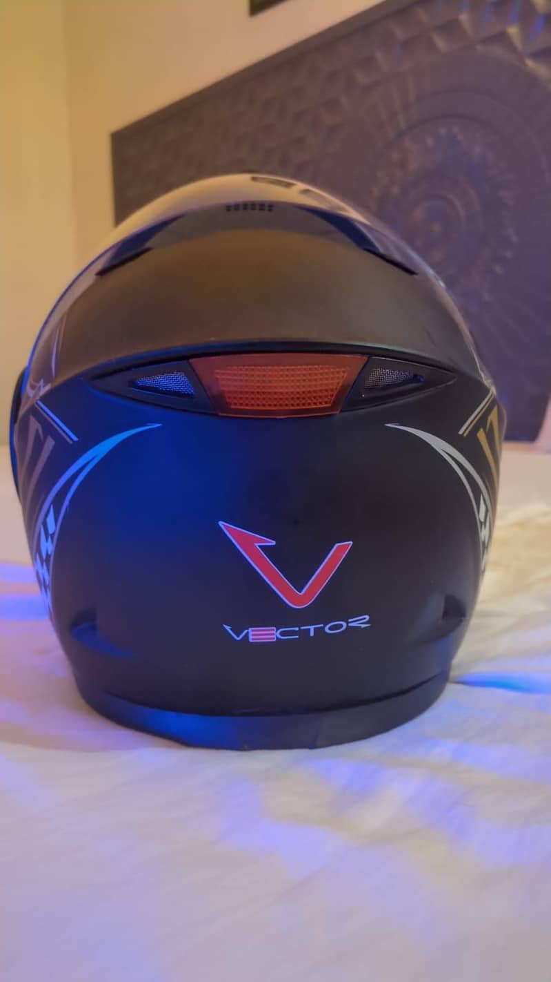 Vector VT-256 Helmet 2