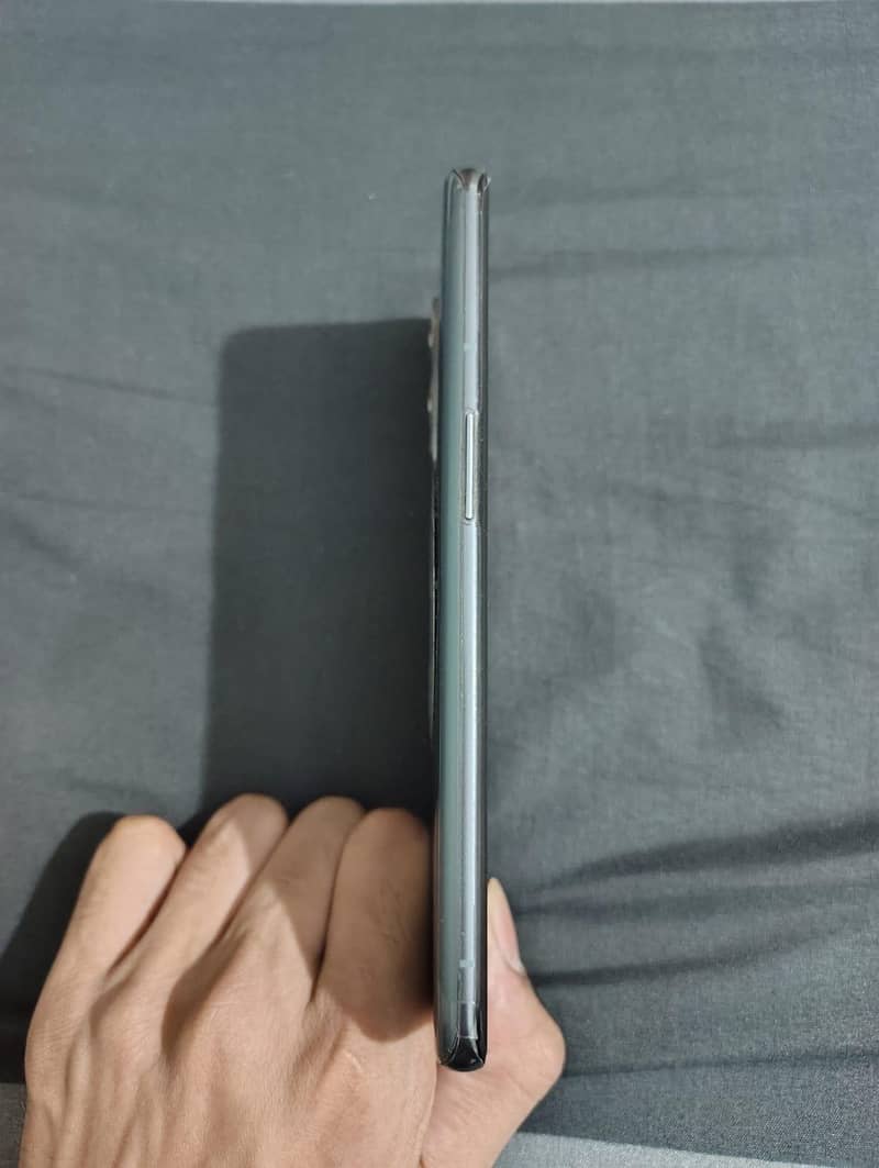 One Plus 9 Pro 5g 2