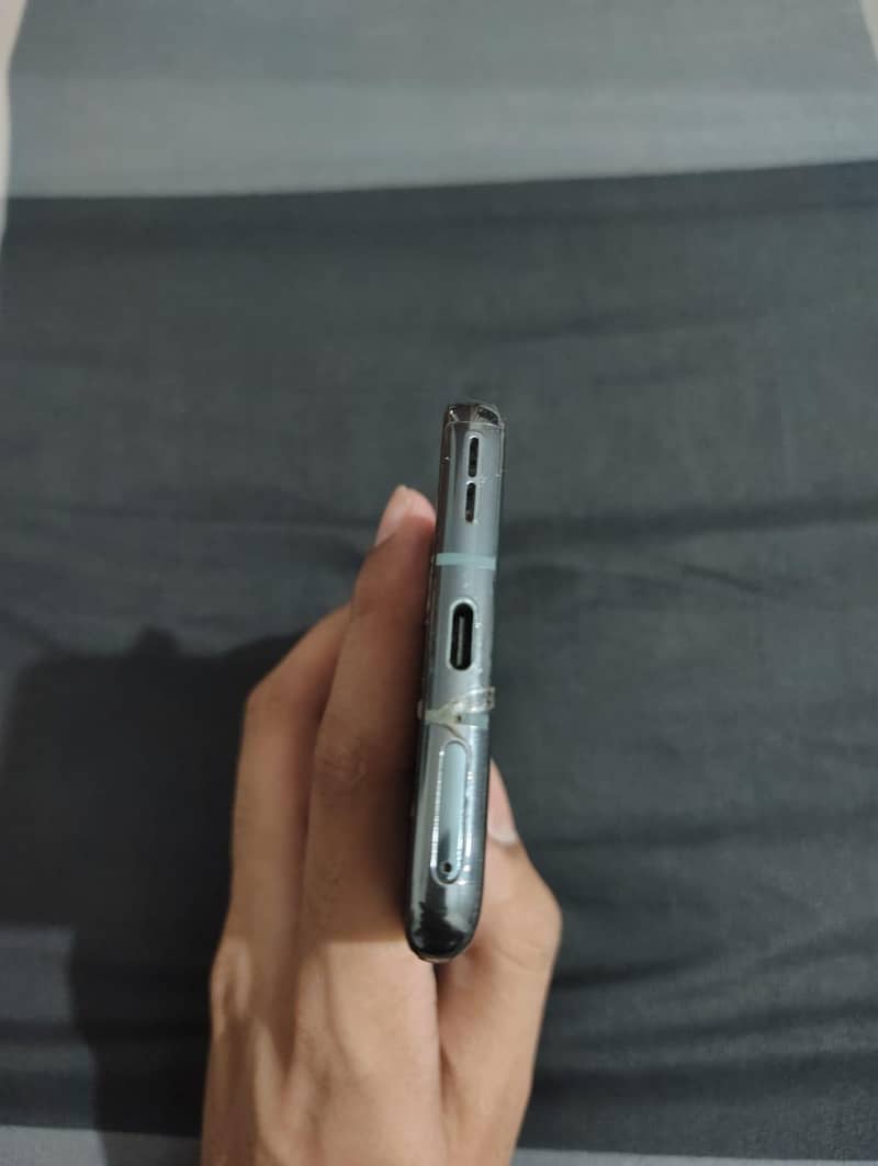 One Plus 9 Pro 5g 4